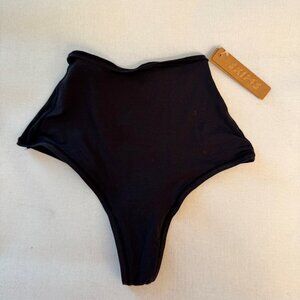SKIMS HIGH WAISTED THONG, ONYX, SIZE: XXS, NWT